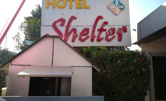 Shelter Hotel