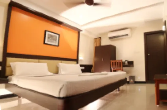 Hotel Sabarees Residency Hotels near Valividum Perumal Temple