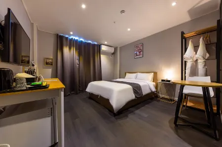 Cheongju Teemer Inn Hotel Отели рядом с достопримечательностью «Cheongju Early Printing Museum»