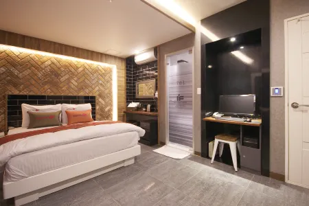 Daegu Seongseo Hotel IF Отели рядом с достопримечательностью «Daegu Arboretum»