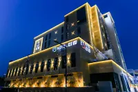 Cheongju the King Hotel