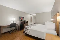 Red Roof Inn & Suites Newnan