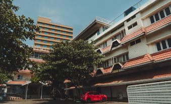 Sea Queen Hotel