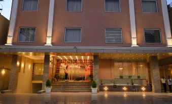 The Royal Class Hotel