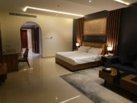 The Plaza Hotel & Resort โรงแรมในซาลาลาห์