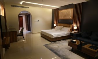 The Plaza Hotel & Resort