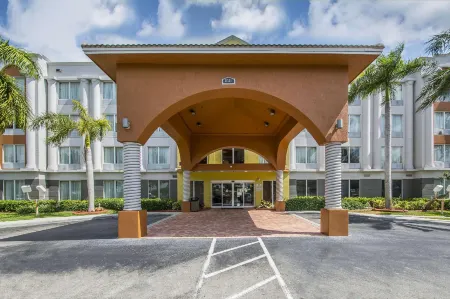 Comfort Suites Sawgrass