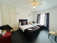 The Roadhouse Hotel