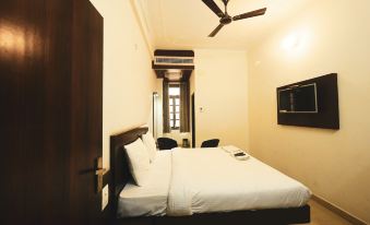 Hotel Four Season , Varanasi