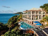 Beautiful 3 Story 8,000 Sq Ft Oceanside Mansion Hotels in Cliftons