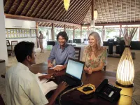 VILAMENDOO RESORT 維拉蔓豪島附近的飯店