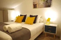 La Villa Tria Castella Hotel a Clansayes