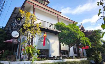 SHIN Hotel Chiangmai Gate