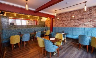 Three Cranes Serviced Apartments