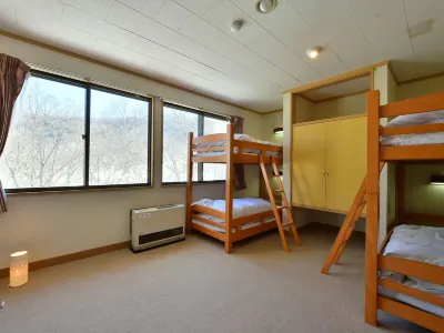 LODGE ELKENA Hotels near Yachihokogen Ski Area