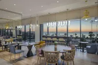 Hampton by Hilton Kuwait Salmiya - Breakfast