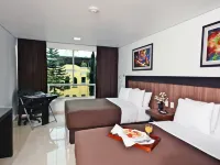 Hotel & Suites PF Hotels near Av. P.º de la Reforma