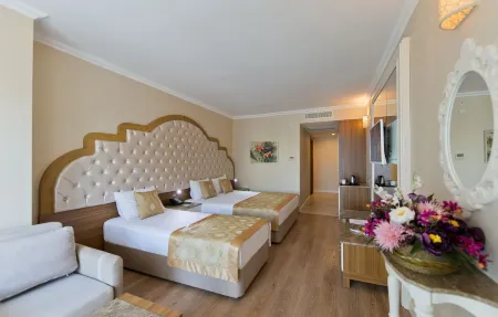 Oz Hotels Side Premium Отели рядом с достопримечательностью «Храм Аполлона»