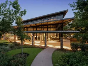 The Woodlands® Resort, Curio Collection by Hilton