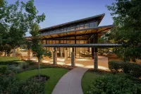 The Woodlands® Resort, Curio Collection by Hilton Hôtels à proximité de : SMGSL