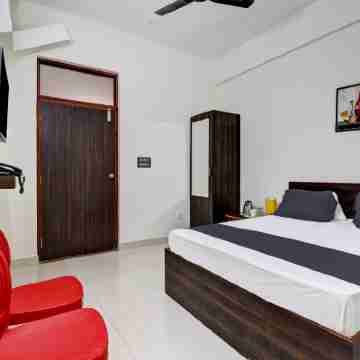 Hotel O J.K. Suites & Rooms Rooms