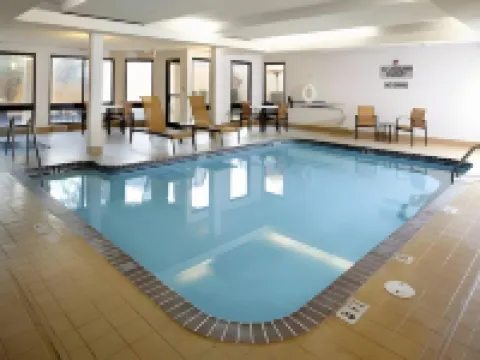 คอร์ทยาร์ดบายแมริออท สนามบินลาฟาแยต