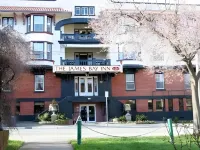 ジェームズ ベイ イン ホテル & スイーツ のホテル