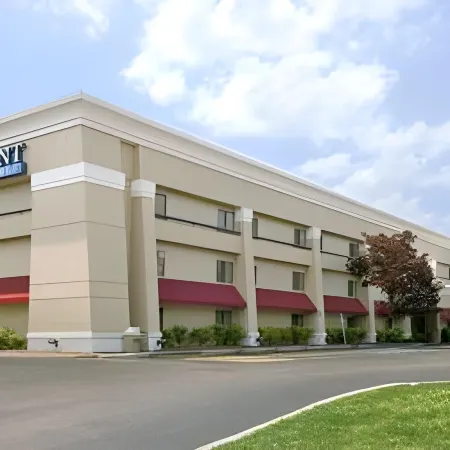 Baymont by Wyndham Detroit Airport/Romulus