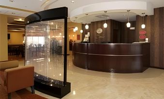 Holiday Inn Express & Suites Elkton - University Area