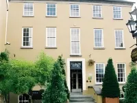 Baileys Hotel Cashel Hotels near TUS Thurles Campus