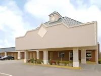 Dahlonega Mountain Inn Hotels in Dahlonega