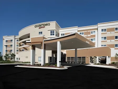 Courtyard Columbus Отели в г. Колумбус