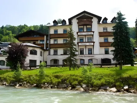 Hotel Gruenberger Отели рядом с достопримечательностью «Кельштайнхаус»