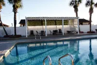 Days Inn by Wyndham Marianna - Pools