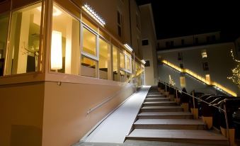 Hotel Aviva