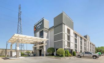Comfort Inn Dallas North Love Field Airport