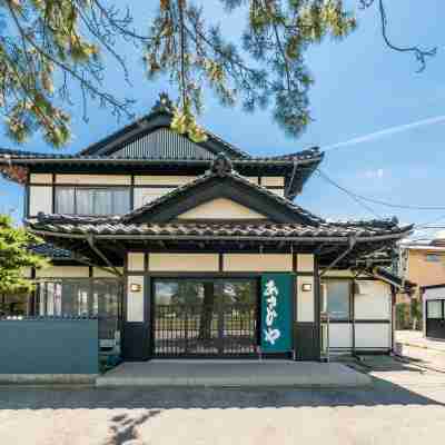 Asahiya Hotel Exterior