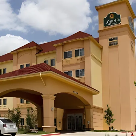 La Quinta Inn & Suites by Wyndham Decatur