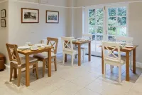 Hurtwood Hotel Hotels in Westcott