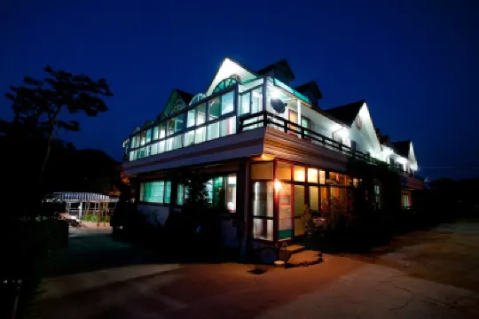 Ganghwa Lake House Pension Hotels in Ganghwado