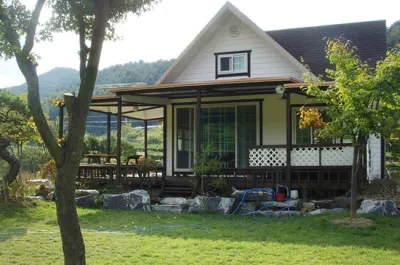 Yongin Sarangchae Pension Hotel in zona Dungji Museum