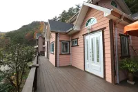 Yangyang Beopsuchi Waterfall Pension Hotels near Micheongol Valley