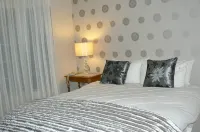 Fully Furnished 3 Bedroom House in in Pentagon Park Bloemfontein