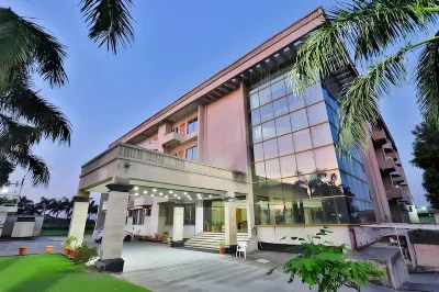 프라이드 바루치의 비즈노텔 Bambakhana circle 주변 호텔