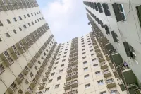 RedLiving Apartemen The Suites Metro - KS 2 Property Tower E فنادق في Buahbatu