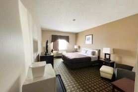 FairBridge Inn & Suites Batavia-Darien Amusement Park
