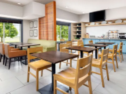 Country Inn & Suites by Radisson, Big Flats (Elmira), NY Hotels in Chemung County