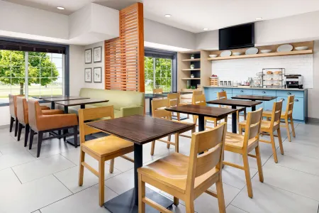 Country Inn & Suites by Radisson, Big Flats (Elmira), NY Отели в г. Элмайра