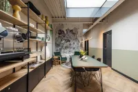 Badhuis Hotel - 2-Star