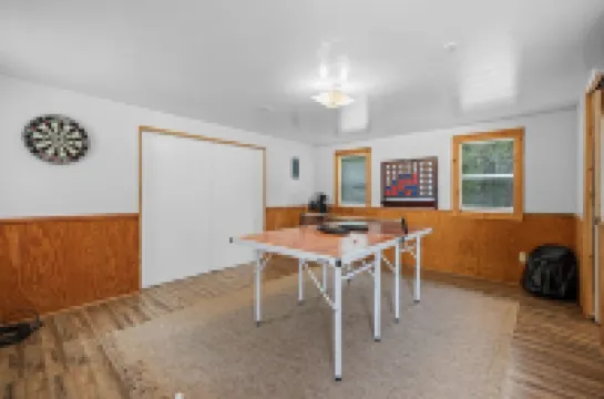 Andy Woods Lodge - 4 Bedrooms, 1,5 Baths, Sleeps 8 Home